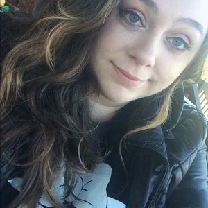 Meet your Posher, Marie